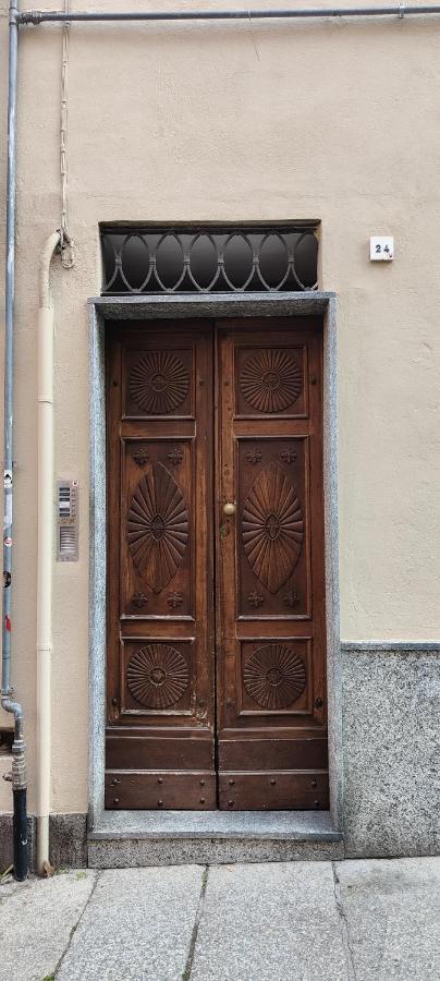 Ca' Balenga - Centralissimo Con Posto Auto Coperto Gratuito Asti Luaran gambar